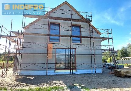 bok budynku stan na wrzesień