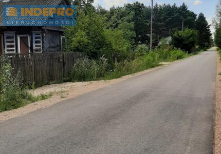 wjazd/droga asfaltowa